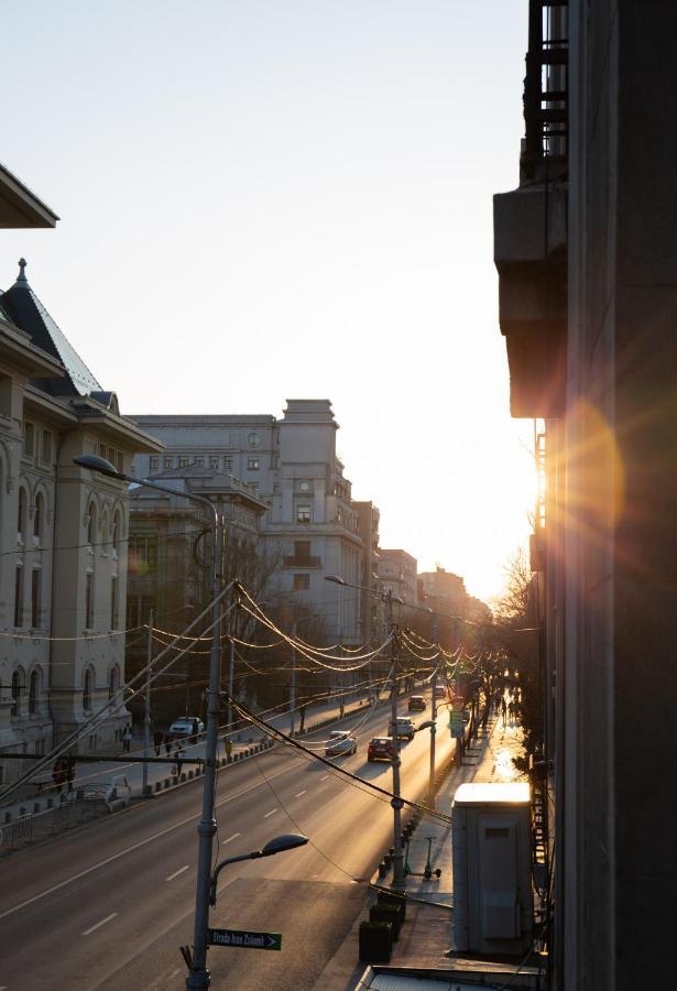 Apartment 3 Rooms, City Center, Balcony View, Sunset Boulevard Bukarest Kültér fotó